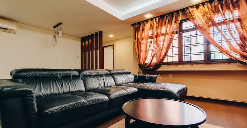 258D Compassvale Road HDB Flat For Sale at S$ 650,000 | PropertyGuru Singapore - Living Room