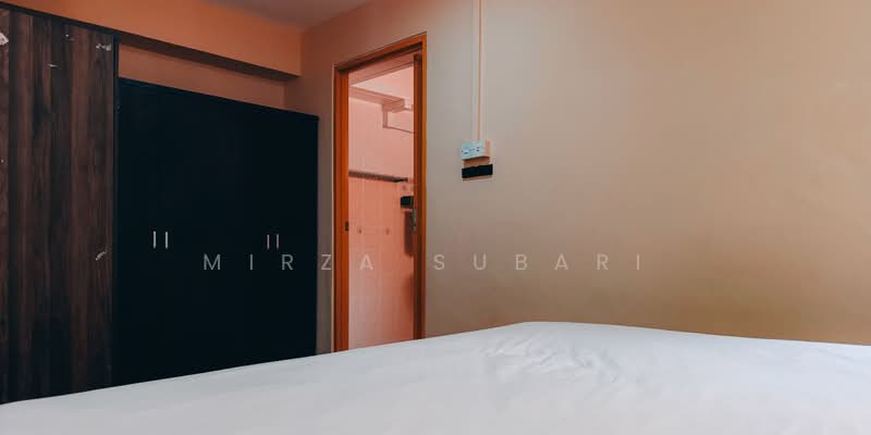 258D Compassvale Road HDB Flat For Sale at S$ 650,000 | PropertyGuru Singapore - Bedroom