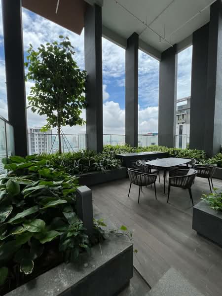 Verticus, 5 Jalan Kemaman, 2 Bedrooms, 700 sqft, Condominium For Rent, by Daniel Ong, 500061569 - Balcony - PropertyGuru.com.sg