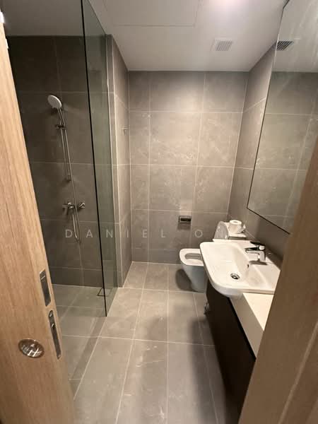 Verticus, 5 Jalan Kemaman, 2 Bedrooms, 700 sqft, Condominium For Rent, by Daniel Ong, 500061569 - Bathroom - PropertyGuru.com.sg