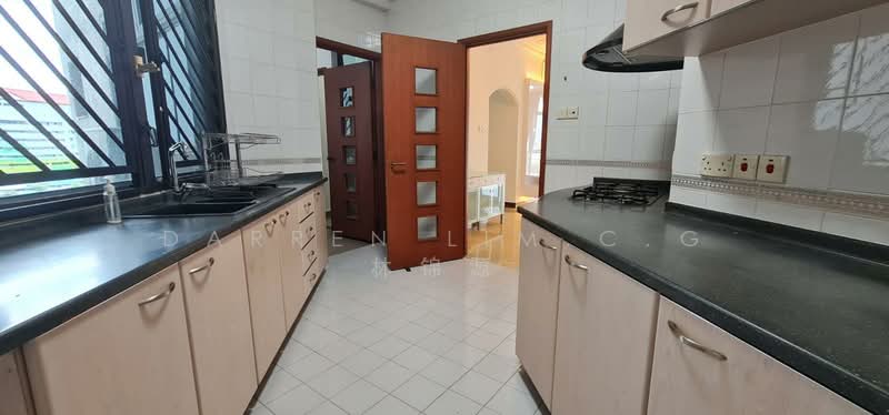 Parc Oasis Condominium For Sale at S$ 1,800,000 | PropertyGuru Singapore