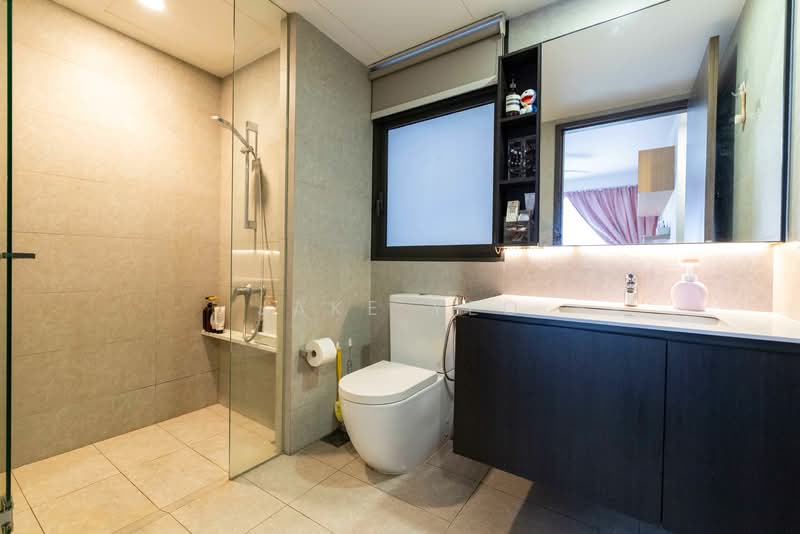 4 Bedroom in Chua Chu Kang Executive Condominium For Sale at S$ 1,630,000 | PropertyGuru Singapore - Master Bathroom
