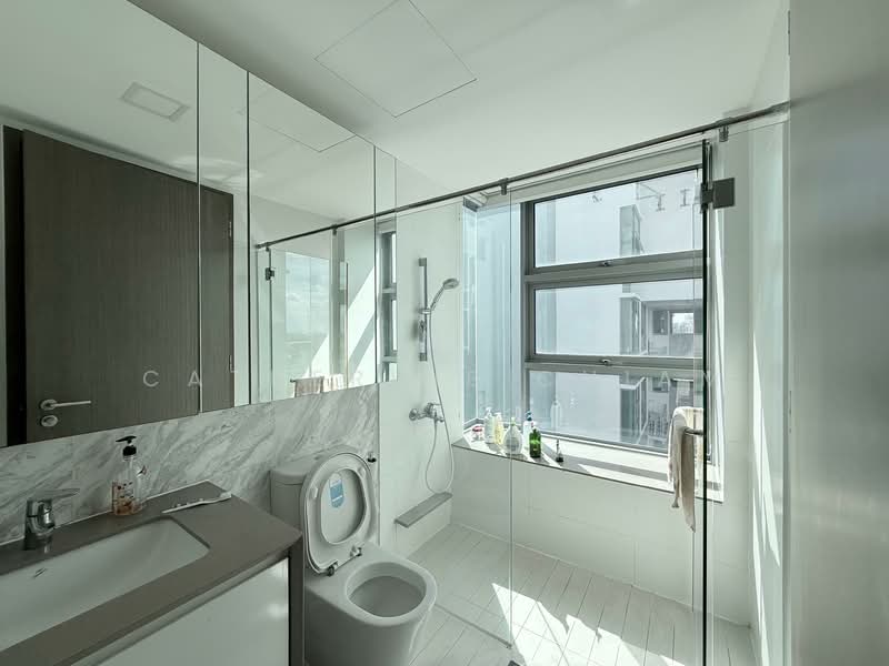 Hundred Trees, 89 West Coast Drive, 2 Bedrooms, 915 sqft, Condominium For Rent, by Catherine Chiam, 500061602 - Bathroom - PropertyGuru.com.sg