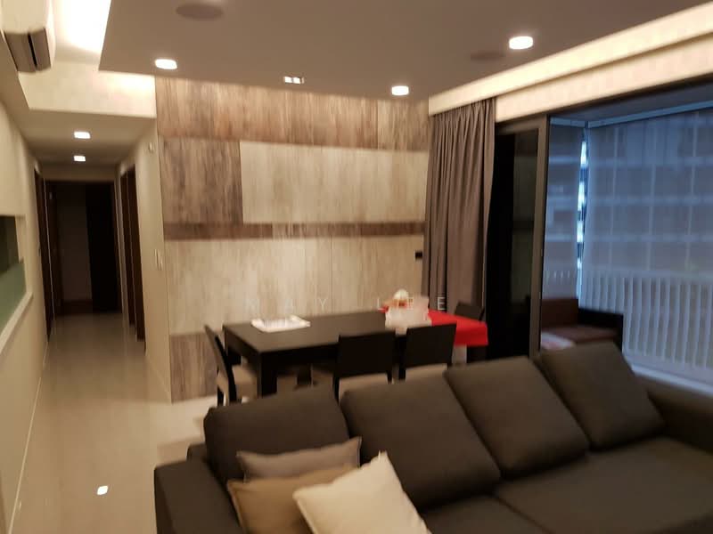 Parc Centros Condominium For Sale at S$ 2,580,000 | PropertyGuru Singapore - Living Room
