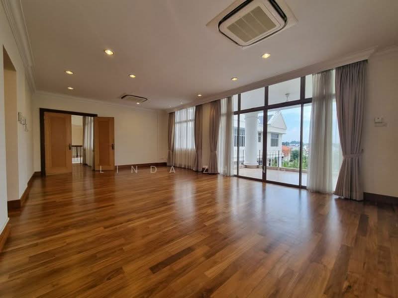 Villas Holland, Bukit Sedap Road, 6 Bedrooms, 12,476 sqft, Good Class Bungalow For Rent, by Linda Zhang, 500061611 - PropertyGuru.com.sg