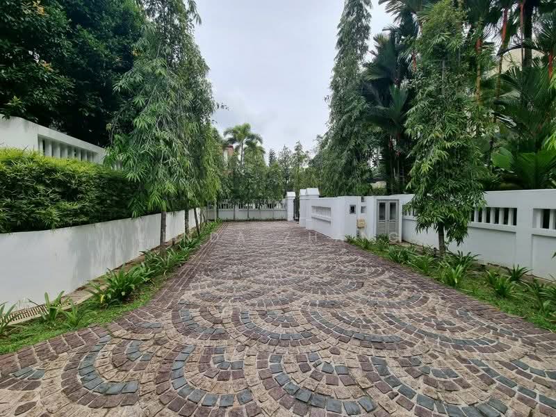 Villas Holland, Bukit Sedap Road, 6 Bedrooms, 12,476 sqft, Good Class Bungalow For Rent, by Linda Zhang, 500061611 - PropertyGuru.com.sg