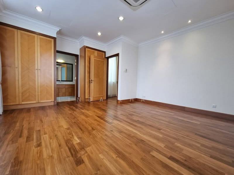 Villas Holland, Bukit Sedap Road, 6 Bedrooms, 12,476 sqft, Good Class Bungalow For Rent, by Linda Zhang, 500061611 - PropertyGuru.com.sg