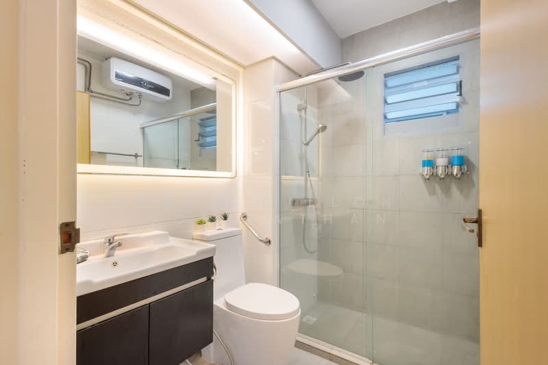 289D Punggol Place HDB Flat For Sale at S$ 920,000 | PropertyGuru Singapore - Bathroom
