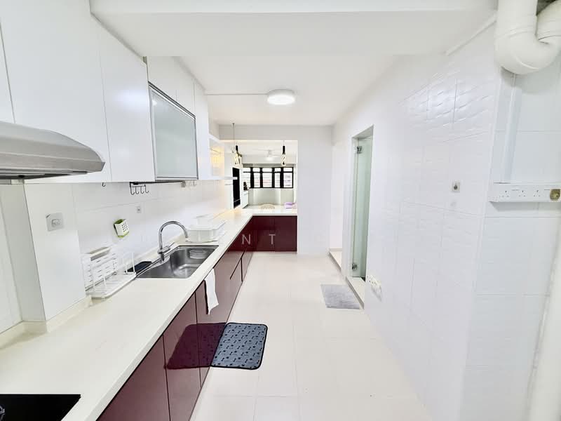 5 Farrer Road HDB Flat For Sale at S$ 1,120,000 | PropertyGuru Singapore - Kitchen