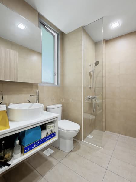 Canberra Residences, 515 Canberra Drive, 2 Bedrooms, 850 sqft, Condominium For Sale, by Joshua Soh, 500061633 - Bathroom - PropertyGuru.com.sg