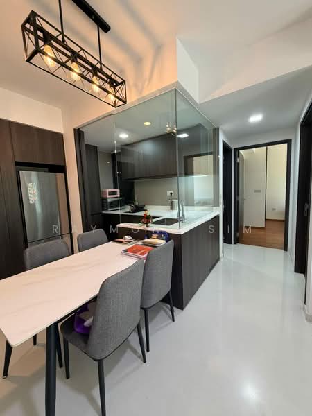 North Park Residences, 15 Yishun Central 1, 2 Bedrooms, 732 sqft, Condominium For Rent, by Raymond Sim, 500061634 - Kitchen - PropertyGuru.com.sg
