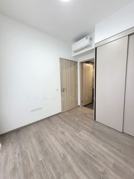 Sengkang Grand Residences Condominium For Sale at S$ 1,600,000 | PropertyGuru Singapore - Interior