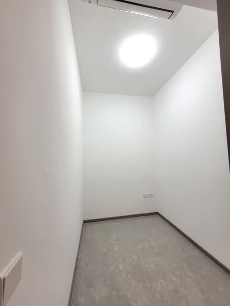 Sengkang Grand Residences Condominium For Sale at S$ 1,600,000 | PropertyGuru Singapore - Interior