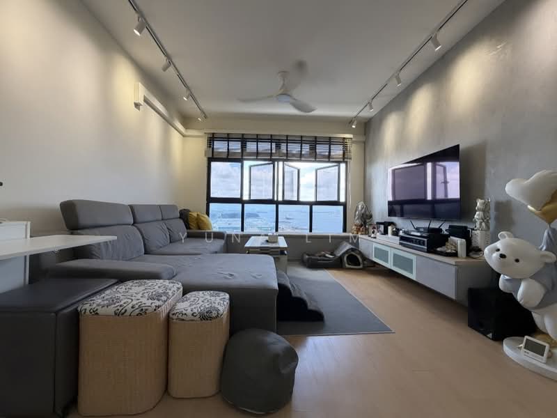 415a Northshore drive, , 3 Bedrooms, 1,205 sqft, HDB Flat For Sale, by Yuna Lim, 500061660 - Living Room - PropertyGuru.com.sg