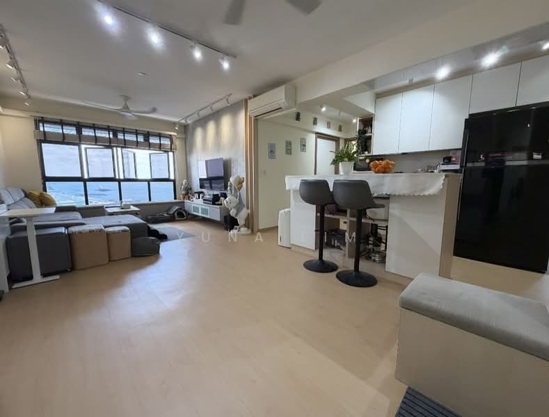 415a Northshore drive, , 3 Bedrooms, 1,205 sqft, HDB Flat For Sale, by Yuna Lim, 500061660 - Living Room - PropertyGuru.com.sg