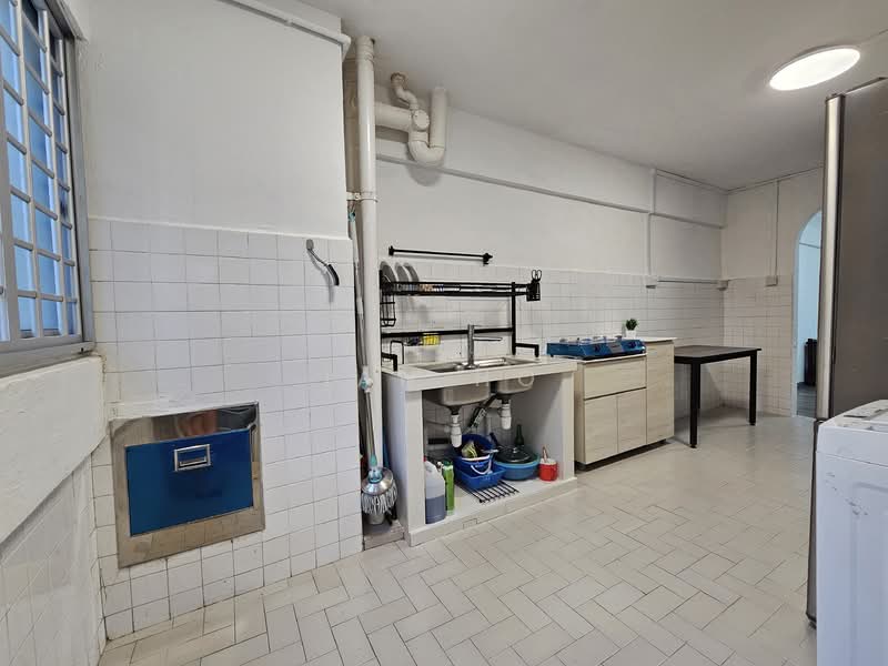 113 Yishun Ring Road, 113 Yishun Ring Road, 2 Bedrooms, 689 sqft, HDB Flat For Rent, by Ian Ho, 500061668 - Kitchen - PropertyGuru.com.sg