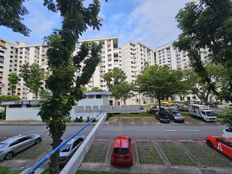 113 Yishun Ring Road, 113 Yishun Ring Road, 2 Bedrooms, 689 sqft, HDB Flat For Rent, by Ian Ho, 500061668 - Exterior - PropertyGuru.com.sg