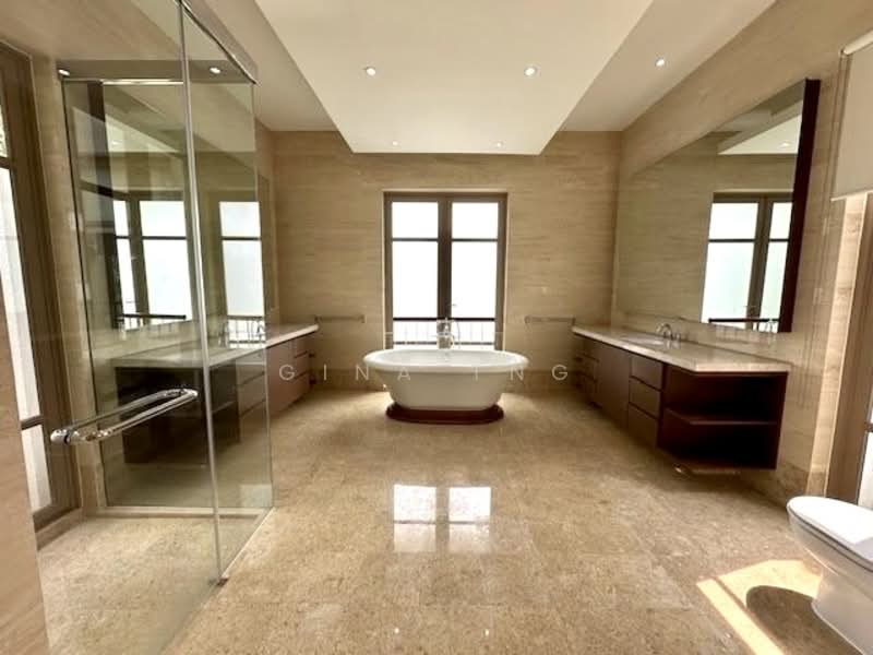 Charming Gcb located at Bukit Timah/ Holland Estate, Charming GCB located at Belmont Road, 5 Bedrooms, 7,200 sqft, Good Class Bungalow For Rent, by Gina Tng, 500061678 - Bathroom - PropertyGuru.com.sg