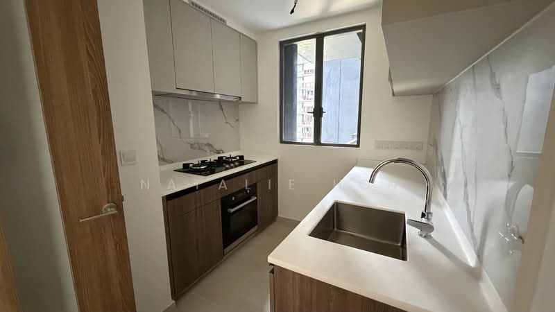 North Gaia Executive Condominium For Sale at S$ 1,550,000 | PropertyGuru Singapore - Kitchen