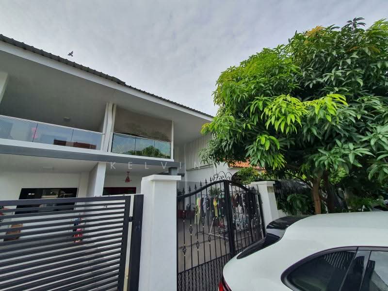 Tembeling Road ⭐️Classic look⭐️Where heritage meets Convenience Terraced House For Sale at S$ 5,350,000 | PropertyGuru Singapore - Exterior