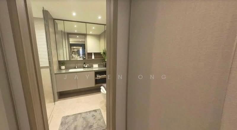 Norwood Grand Condominium For Sale at S$ 2,616,000 | PropertyGuru Singapore - Bathroom