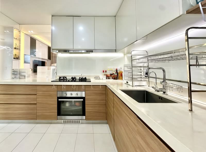 Jewel @ Buangkok Condominium For Sale at S$ 2,250,000 | PropertyGuru Singapore - Kitchen