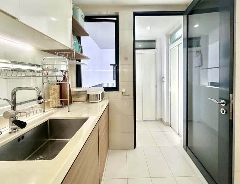 Jewel @ Buangkok Condominium For Sale at S$ 2,250,000 | PropertyGuru Singapore - Kitchen