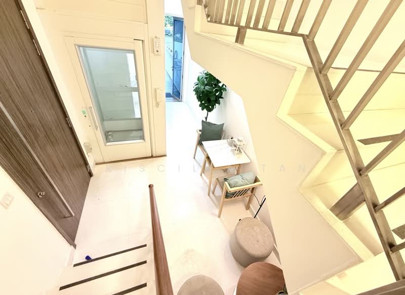 NEWest, 3 West Coast Drive, Room Rental, 100 sqft, Apartment For Rent, by Priscilla Tan, 500061710 - PropertyGuru.com.sg