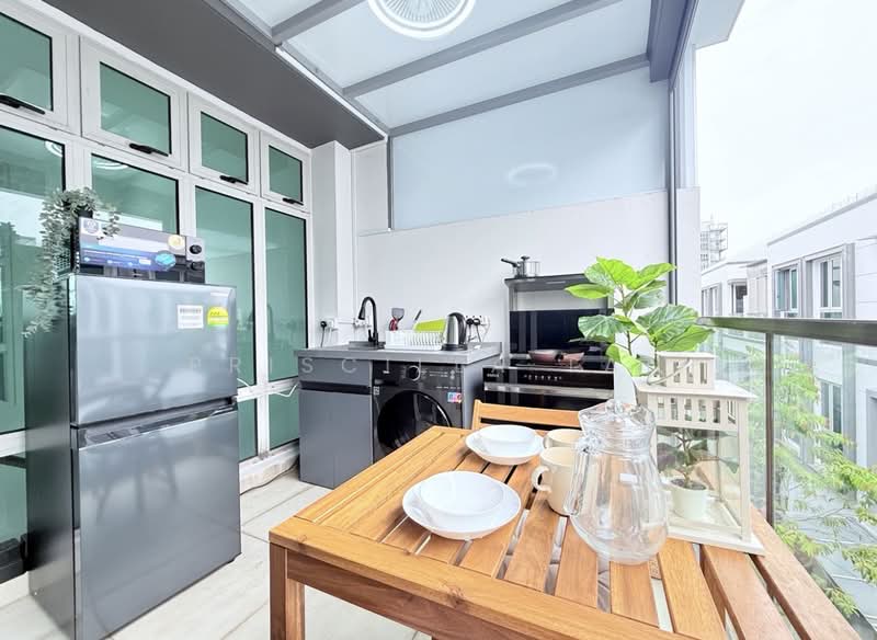 NEWest, 3 West Coast Drive, Room Rental, 100 sqft, Apartment For Rent, by Priscilla Tan, 500061713 - Kitchen - PropertyGuru.com.sg