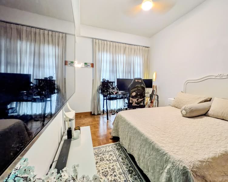 Springhill Terraced House For Sale at S$ 2,600,000 | PropertyGuru Singapore - Bedroom