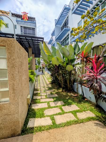 Springhill Terraced House For Sale at S$ 2,600,000 | PropertyGuru Singapore - Exterior