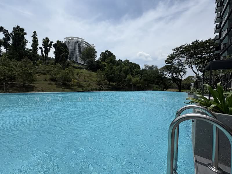 The Landmark Condominium For Sale at S$ 1,100,000 | PropertyGuru Singapore - Exterior