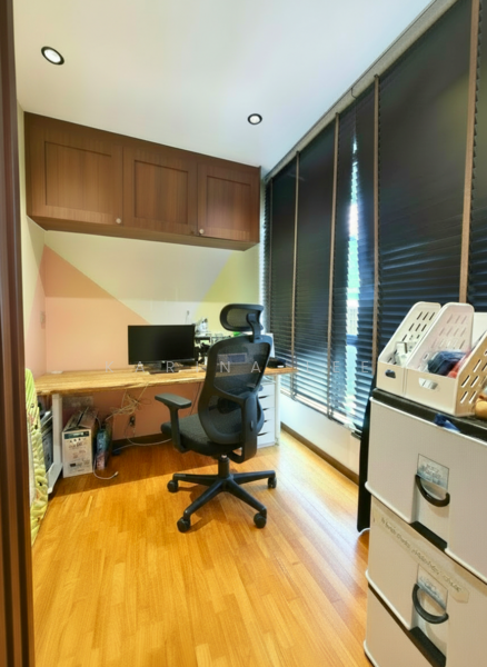 Twin Waterfalls Executive Condominium For Sale at S$ 2,200,000 | PropertyGuru Singapore - Bedroom 2