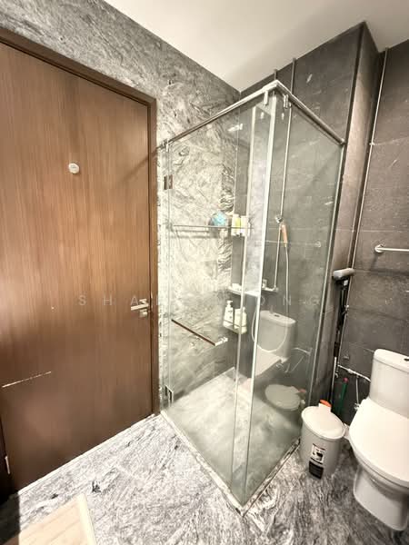 eCO Condominium For Sale at S$ 1,180,000 | PropertyGuru Singapore - Bathroom