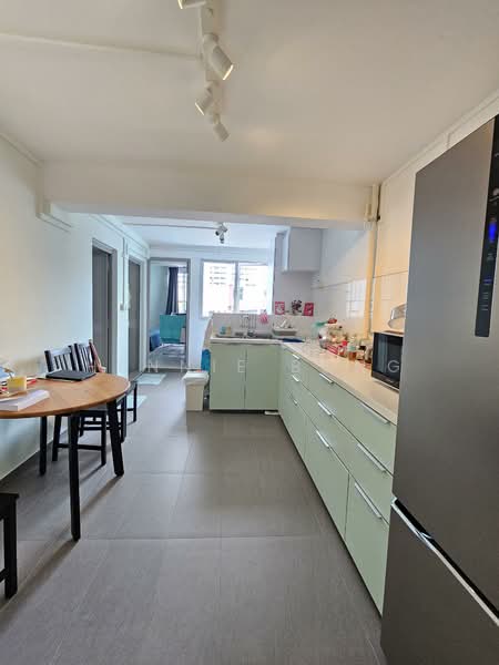 64 Marine Drive, 64 Marine Drive, 3 Bedrooms, 731 sqft, HDB Flat For Rent, by Hennie Bong, 500061755 - Kitchen - PropertyGuru.com.sg