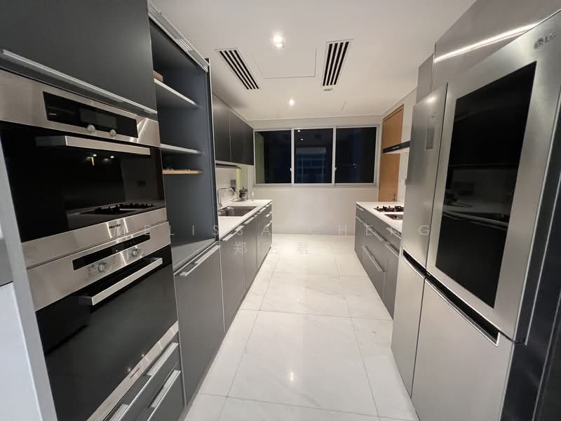 St. Regis Residences Singapore Condominium For Sale at S$ 5,800,000 | PropertyGuru Singapore - Kitchen