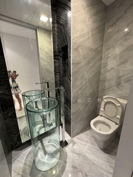 St. Regis Residences Singapore Condominium For Sale at S$ 5,800,000 | PropertyGuru Singapore - Powder Room