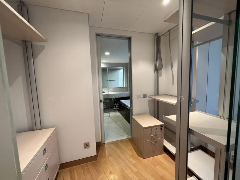 St. Regis Residences Singapore Condominium For Sale at S$ 5,800,000 | PropertyGuru Singapore - Walk in Wardrobe