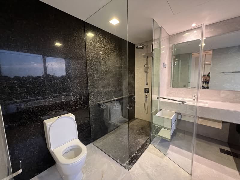 St. Regis Residences Singapore Condominium For Sale at S$ 5,800,000 | PropertyGuru Singapore - Bathroom