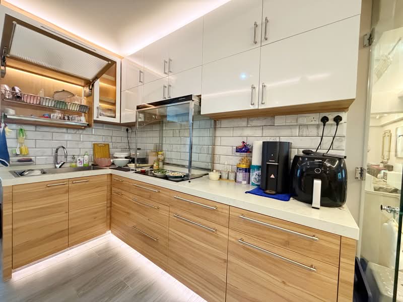 43A Sims Drive, 43A Sims Drive, 3 Bedrooms, 1,189 sqft, HDB Flat For Rent, by Sean Beh, 500061760 - Kitchen - PropertyGuru.com.sg