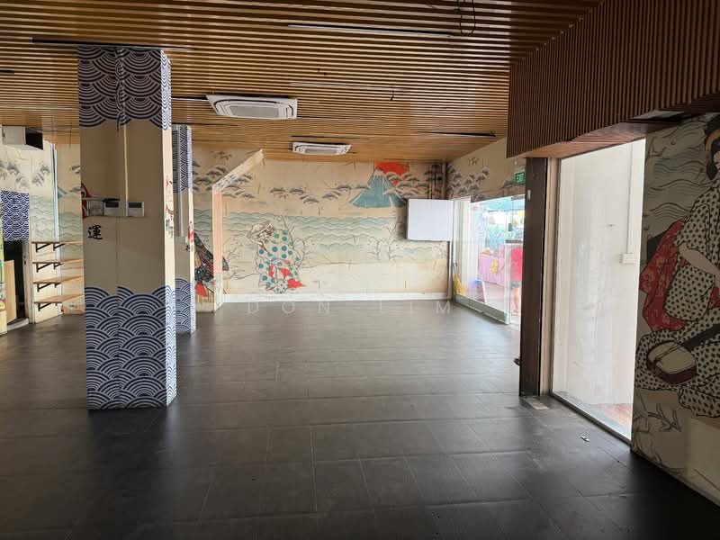 530 AMK HDB F&B Shophouse, Ang Mo Kio Avenue 10, 1,281 sqft, Food & Beverage For Rent, by Don Lim, 500061768 - Dining Area - CommercialGuru.com.sg