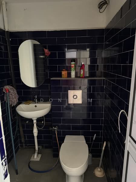530 AMK HDB F&B Shophouse, Ang Mo Kio Avenue 10, 1,281 sqft, Food & Beverage For Rent, by Don Lim, 500061768 - Bathroom - CommercialGuru.com.sg