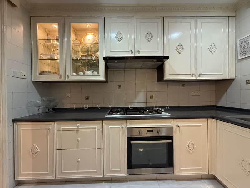 Costa Rhu, 1 Rhu Cross, 3 Bedrooms, 1,399 sqft, Condominium For Rent, by Tony Chua, 500061772 - Kitchen - PropertyGuru.com.sg