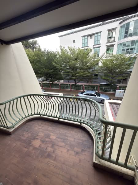 Teck Guan Ville Cluster House For Sale at S$ 3,780,000 | PropertyGuru Singapore - Balcony