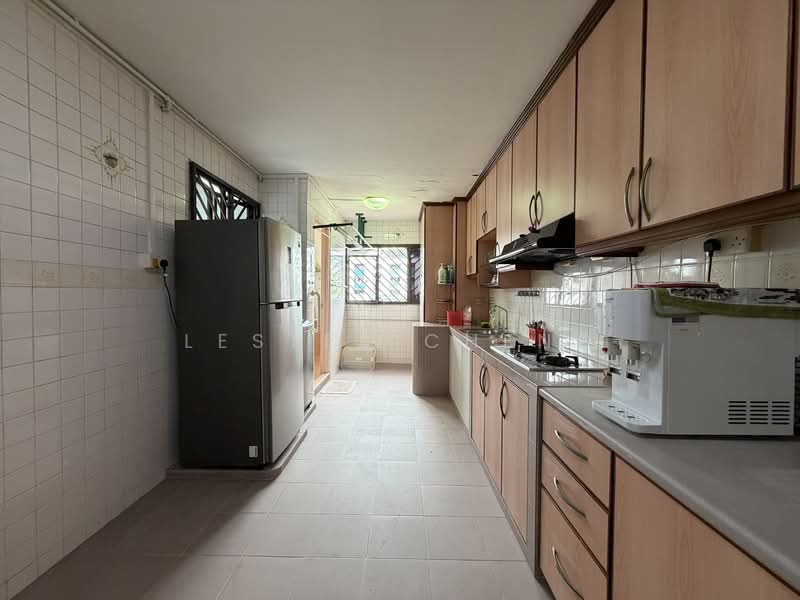 204 Jurong East Street 21, 204 Jurong East Street 21, 3 Bedrooms, 1,323 sqft, HDB Flat For Sale, by Lester Cheng, 500061775 - Kitchen - PropertyGuru.com.sg