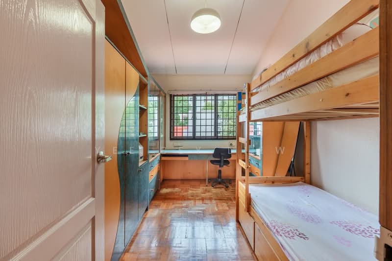 111 Hougang Avenue 1 HDB Flat For Sale at S$ 1,028,000 | PropertyGuru Singapore - Bedroom