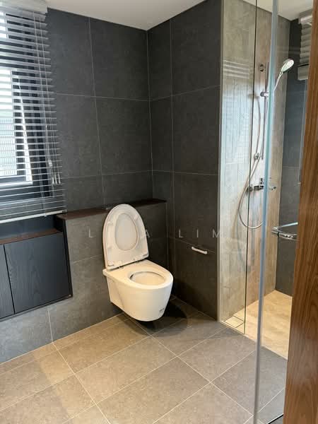 View at Kismis Condominium For Sale at S$ 2,980,000 | PropertyGuru Singapore - Bathroom