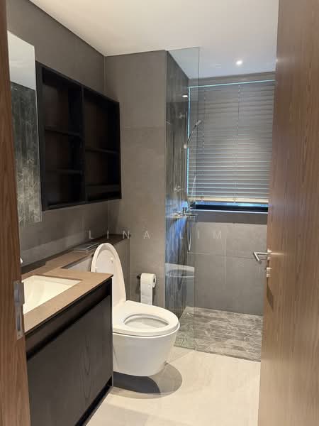 View at Kismis Condominium For Sale at S$ 2,980,000 | PropertyGuru Singapore - Bathroom