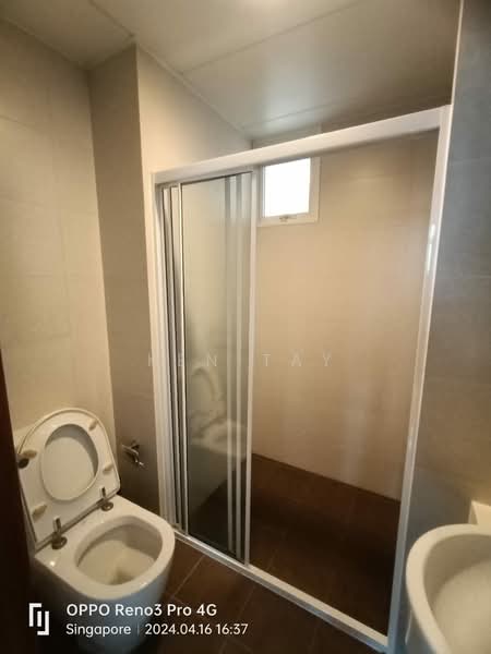 City Square Residences, 14 Kitchener Link, 2 Bedrooms, 872 sqft, Condominium For Rent, by Ken Tay, 500061809 - Bathroom - PropertyGuru.com.sg