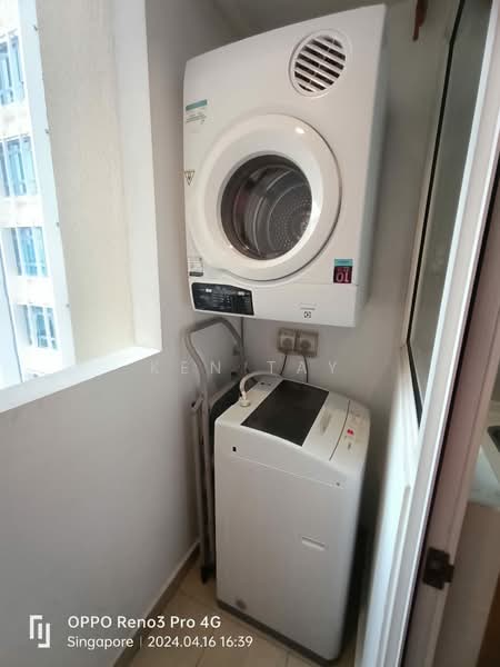 City Square Residences, 14 Kitchener Link, 2 Bedrooms, 872 sqft, Condominium For Rent, by Ken Tay, 500061809 - Balcony - PropertyGuru.com.sg